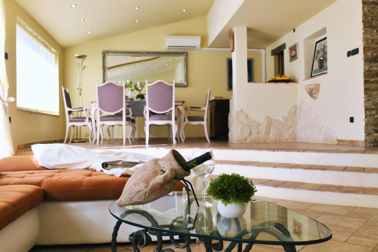 *****Pool House With Beautiful Seaview,Big Garden And Old Tavern***** Rijeka Exterior foto